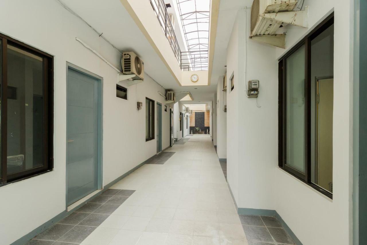 Reddoorz Syariah Near Pondok Indah Mall 3 Jacarta Exterior foto