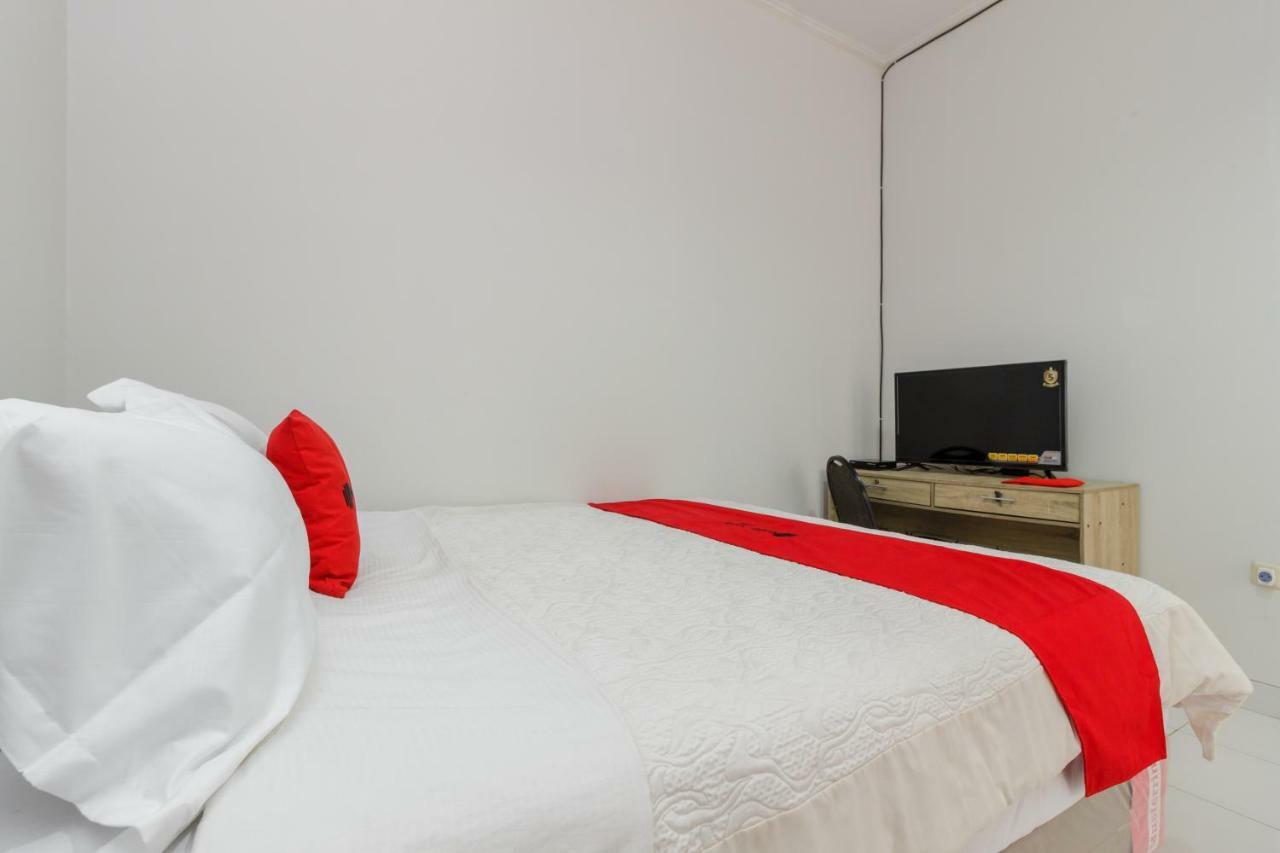 Reddoorz Syariah Near Pondok Indah Mall 3 Jacarta Exterior foto