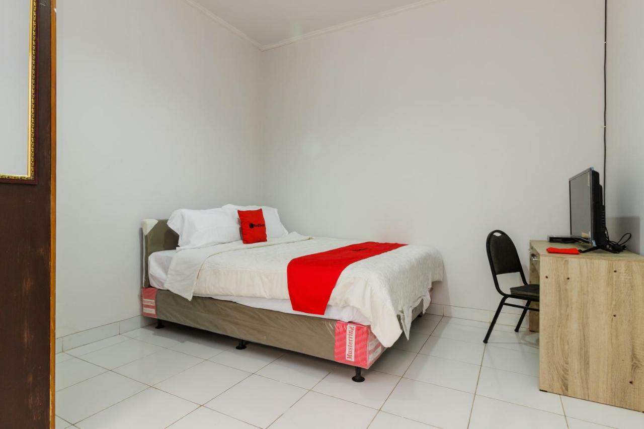 Reddoorz Syariah Near Pondok Indah Mall 3 Jacarta Exterior foto